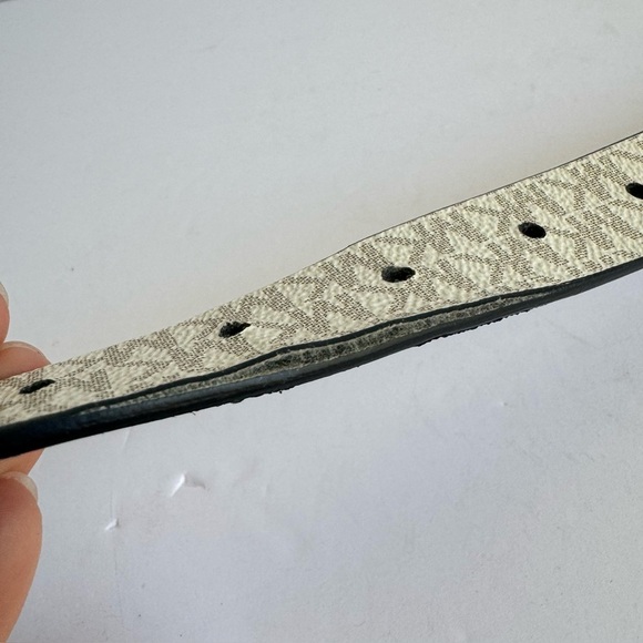 Michael Kors Reversible Belt MK Monogram Canvas Dark Navy Blue Medium / Large - Picture 5 of 10